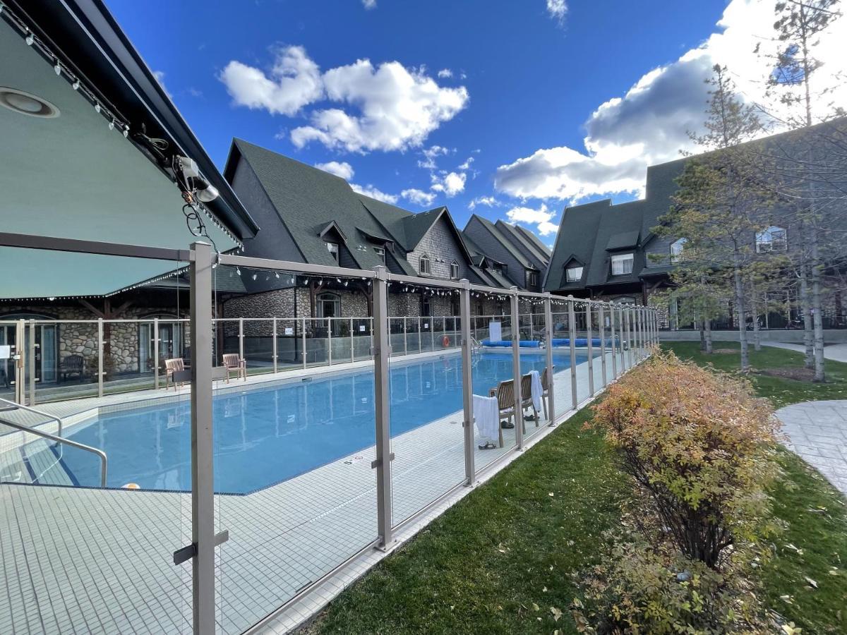 Renovated Chalet At Mystic Springs, Mountain Views, Pets Welcome! 캔모어 외부 사진